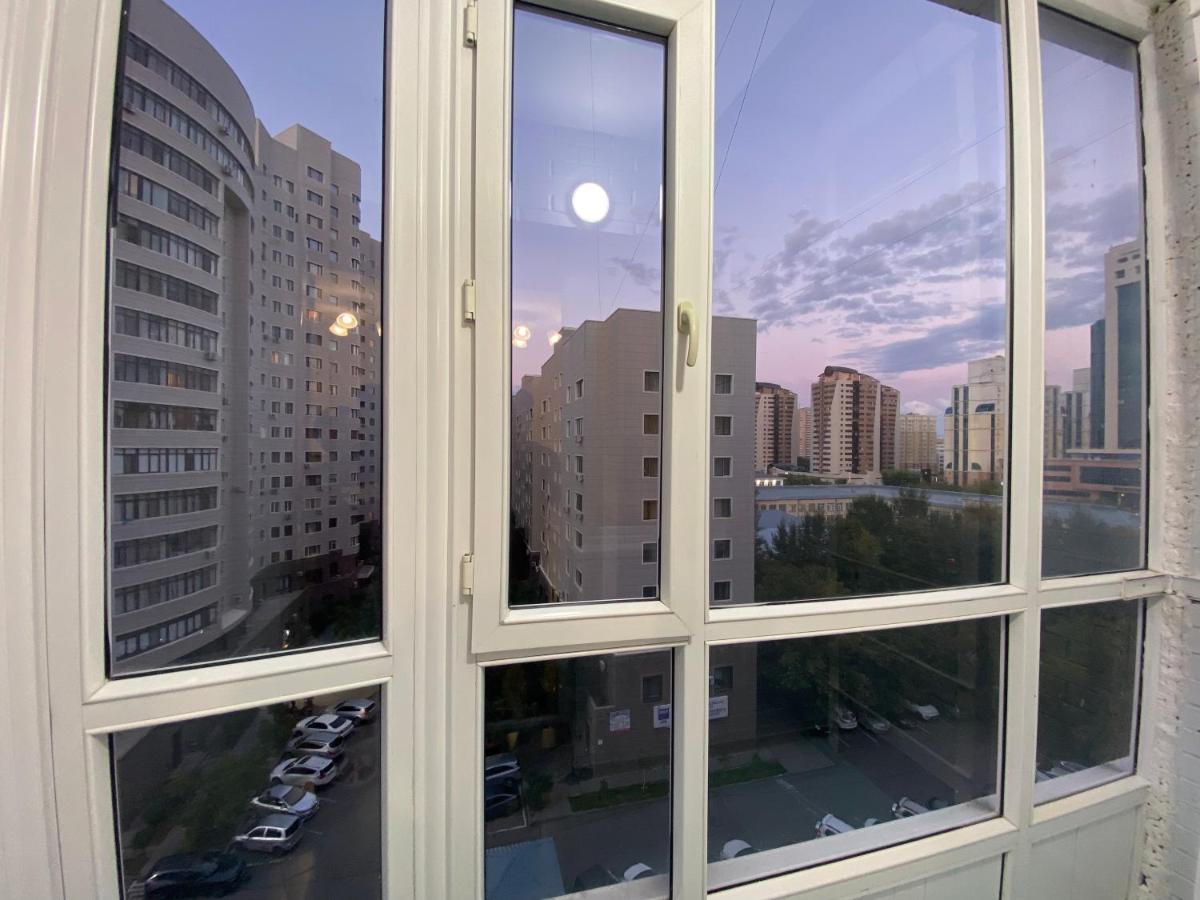 אסטנה Apartment in the city centre מראה חיצוני תמונה
